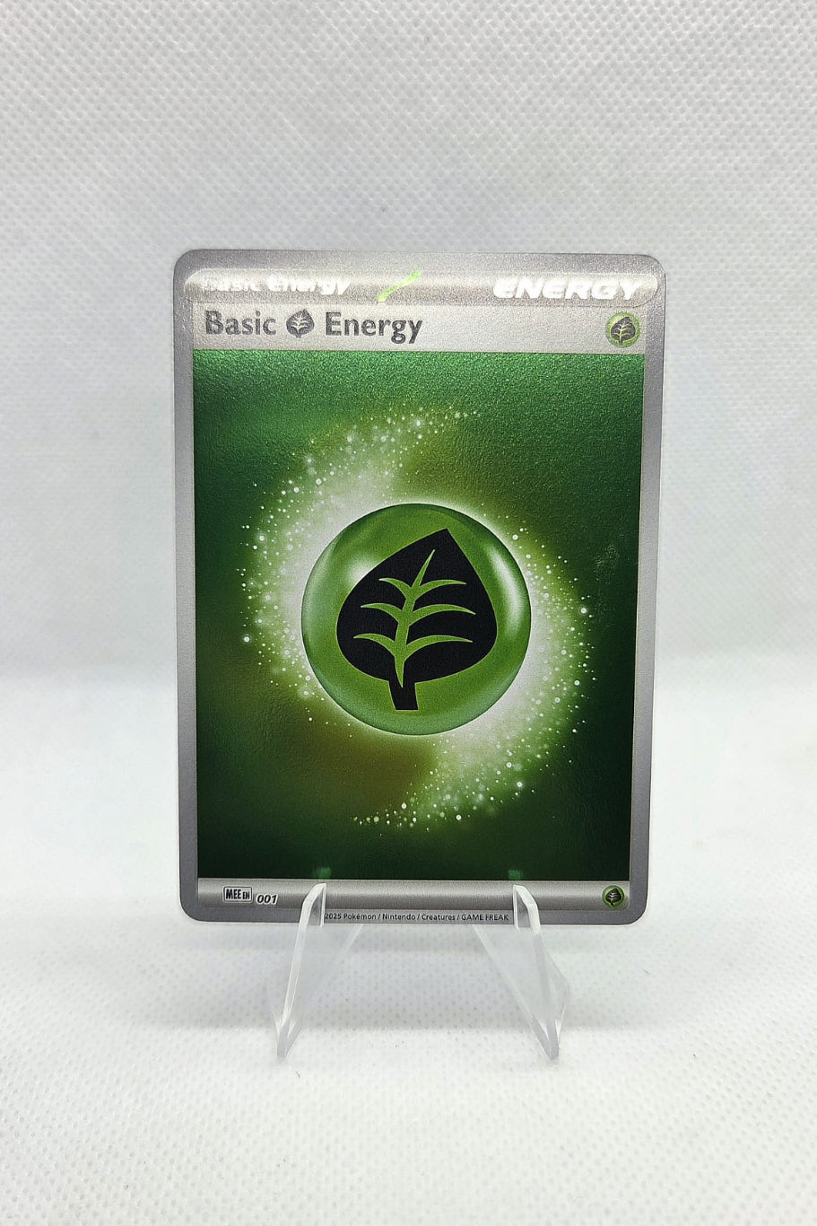Basic grass energy - MEE - 001 - Reverse holo